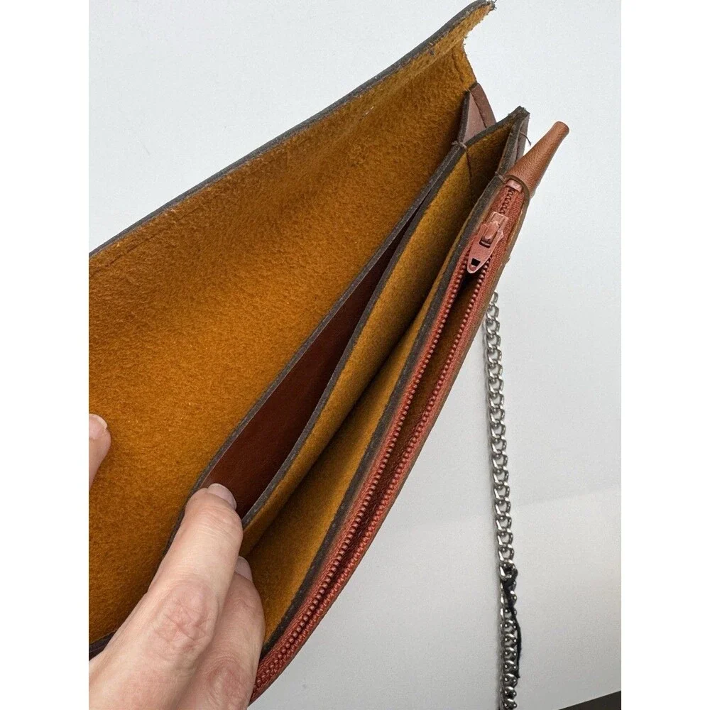Buxton vintage brown